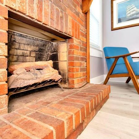 Cozy Bungalow With Patio & Grill, Private And Location تامبا المظهر الخارجي الصورة
