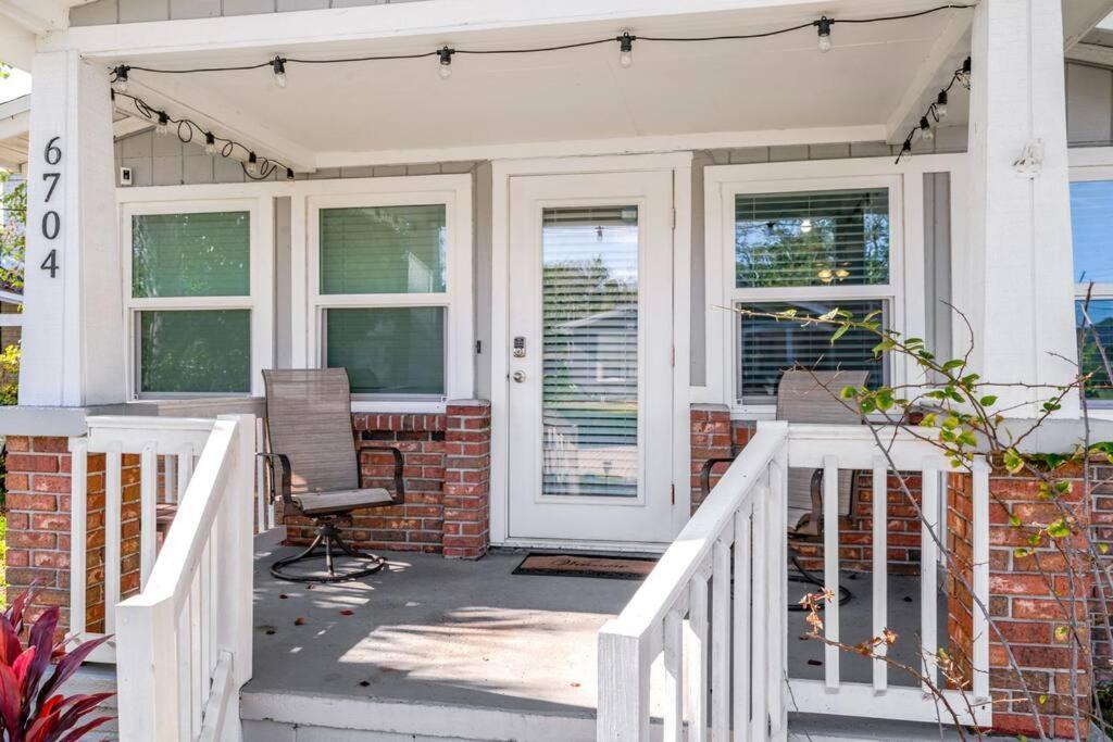 Cozy Bungalow With Patio & Grill, Private And Location تامبا المظهر الخارجي الصورة