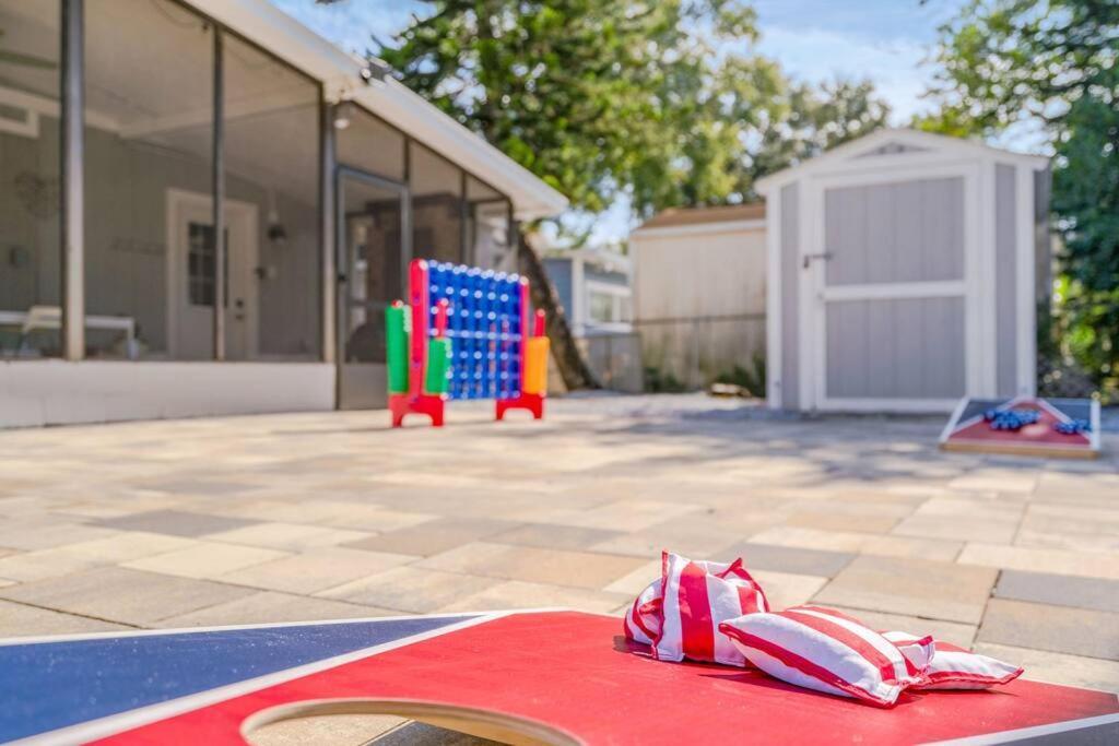 Cozy Bungalow With Patio & Grill, Private And Location تامبا المظهر الخارجي الصورة