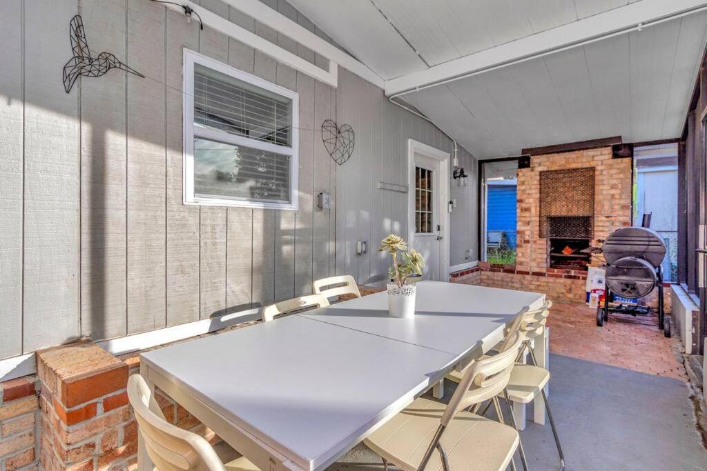 Cozy Bungalow With Patio & Grill, Private And Location تامبا المظهر الخارجي الصورة